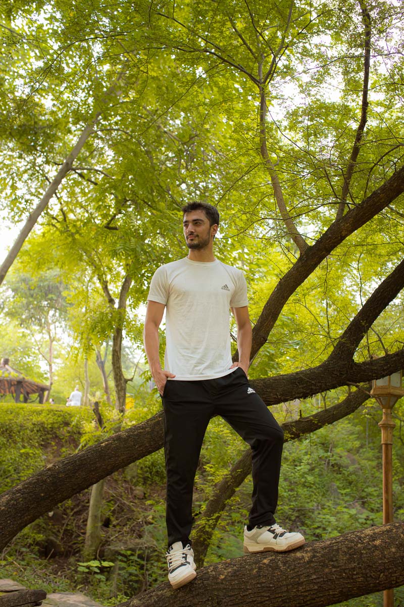 Adi Super Comfortable White textured T-Shirt for Men