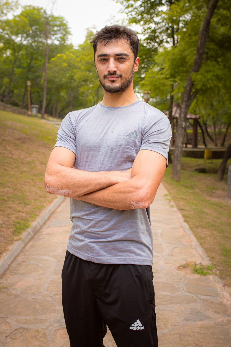 Adi Super Comfortable textured Gray Color T-Shirt for Men