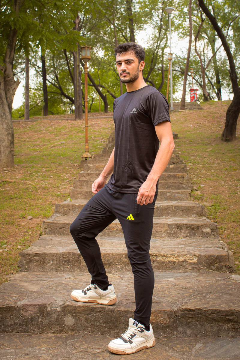 Adi Super Comfortable textured Black T-Shirt for Men